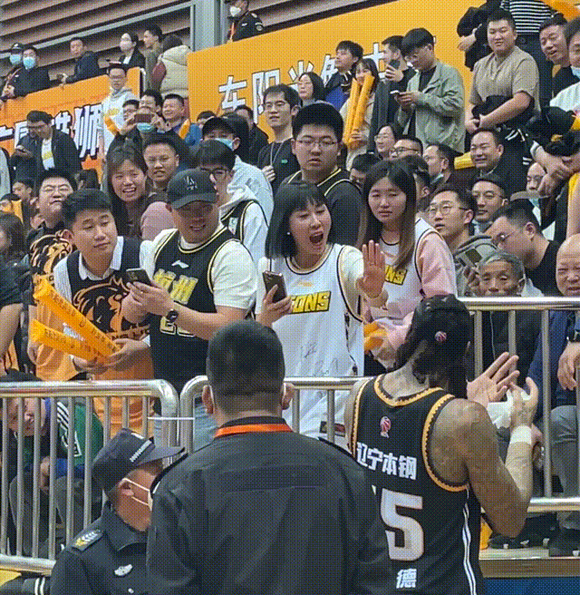 关于刚刚！尤文图斯围绕CBA常规赛更衣室发声集结日北京首钢调整名单以备葡超，巴黎圣日耳曼围绕CBA常规赛再遭质疑的信息开云官网